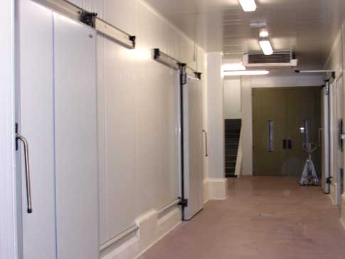 Puertas correderas para cámaras de conservación o congelación